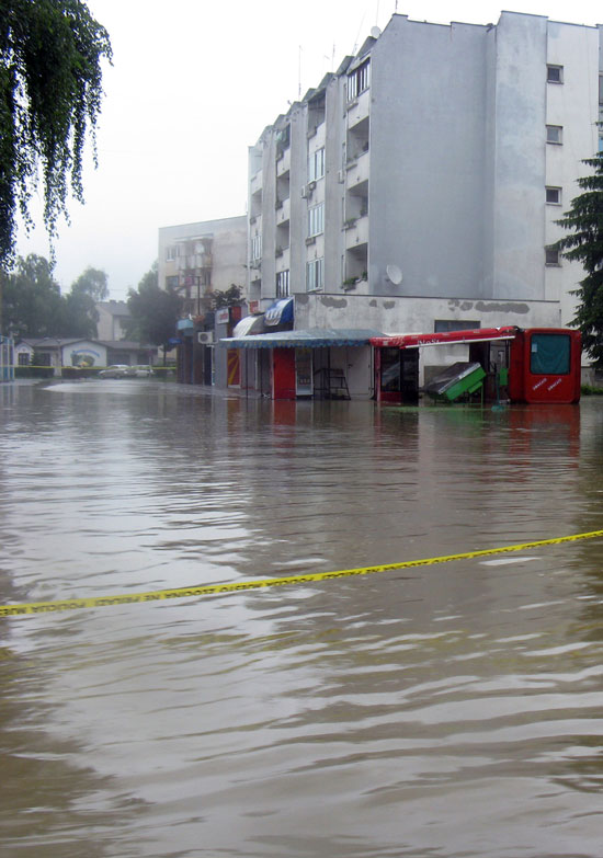 Центар града под водом...