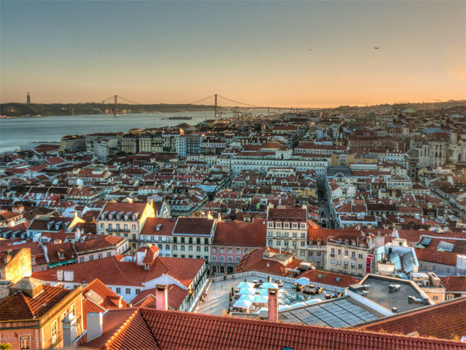 Лисабон   (Фото: erasmuslifelisboa.com) - 