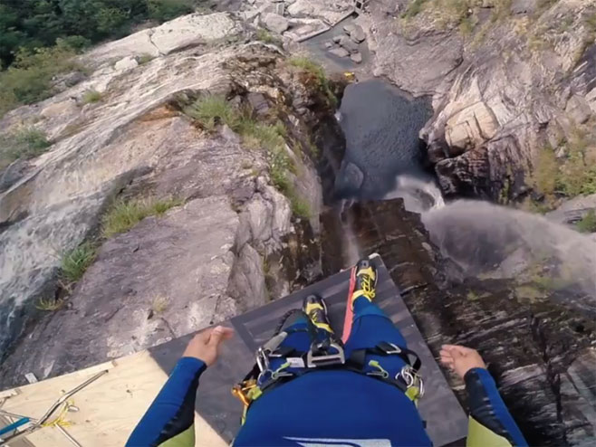 Скочио са литице високе 58,8 метара - Фото: Screenshot/YouTube