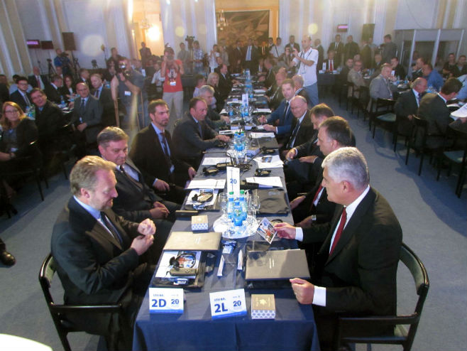 Konferencija "20 godina Dejtonskog mirovnog sporazuma - Pogledi" (foto: Srna)