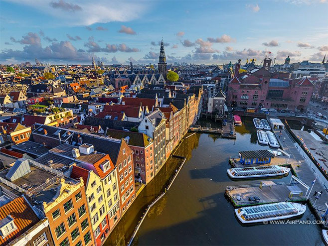 Амстердам (фото: AirPhoto.com) - 