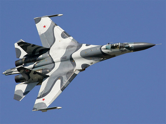 Сухои Су-27 у лету (Фото: Wikimedia / Dmitriy Pichugin) - 