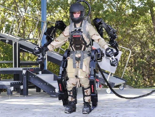 Бионичко роботско одијело (егзоскелет) (Фото: © yvek) - 