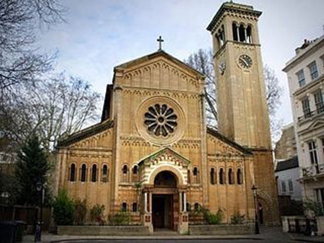 Црква Богородице у Лондону (фото: www.mitropolija.com) - 