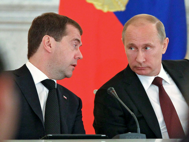 Медведев и Путин (Фото:media.npr.org) - 
