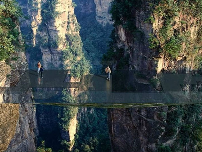 "Невидљиви" мост у Кини (Фото: Јутјуб/Best Travel Destination) - 