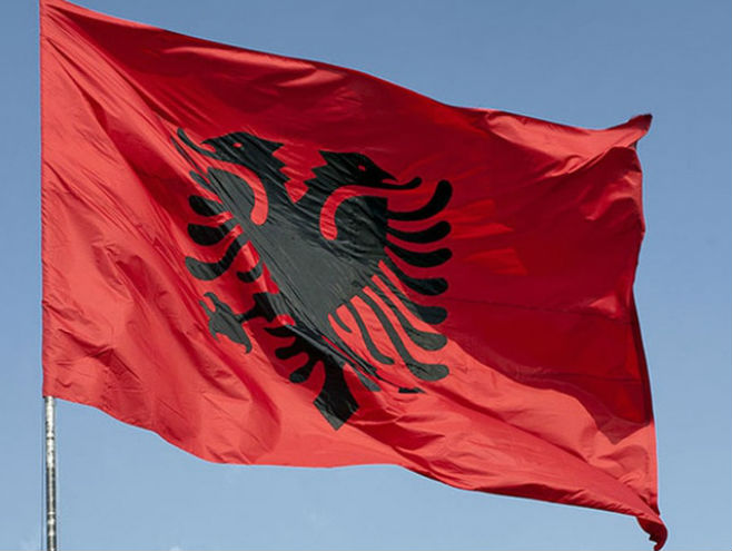 Застава Албаније - Фото: илустрација