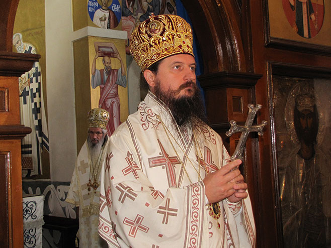 Епископ бихаћко-петровачки Сергије (Фото: orthphoto.net) - 
