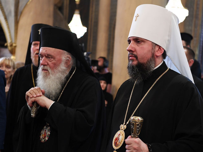 Архиепископ Јероним и митрополит Епифаније (фото: romfea.gr) - 