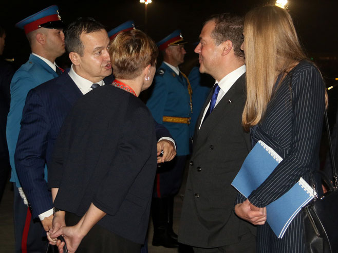 Медведев отпутовао из Веограда (фото:Tanjug/Ognjen Stevanović) - 