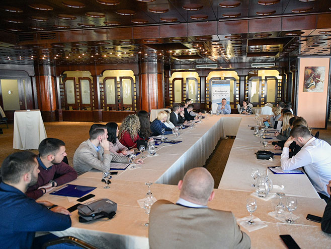 Бањалука: Академија за политичке лидере - панел дискусија - Фото: СРНА