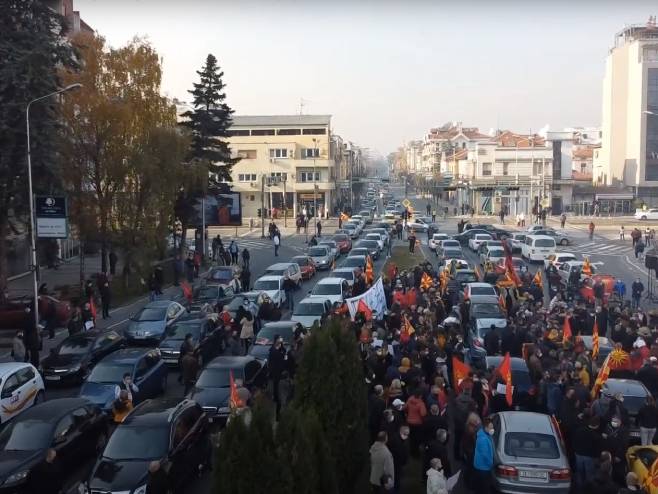 Протест у Скопљу, траже оставку Заева - Фото: Screenshot/YouTube