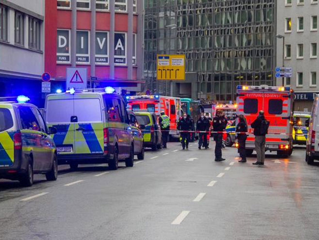 Франкфурт - напад (фото: Bild © 5vision.media) - 
