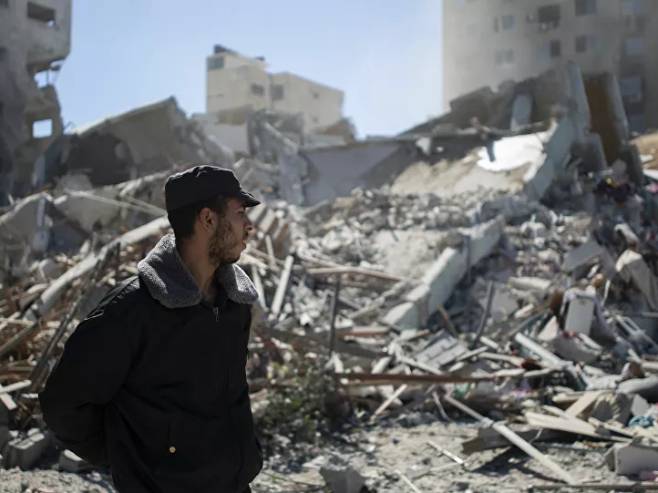 Најјаче бомбардовање Газе од почетка сукоба (Фото: rs-lat.sputniknews.com) - 