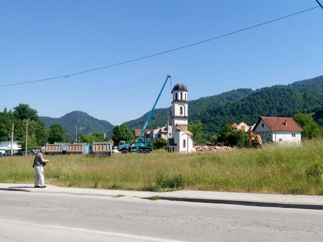 Рушење цркве у Коњевић Пољу - Фото: РТРС