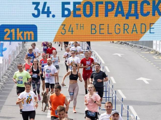 Завршен 34. Београдски маратон (Фото:  ТАЊУГ/Драган Кујунџић) - 