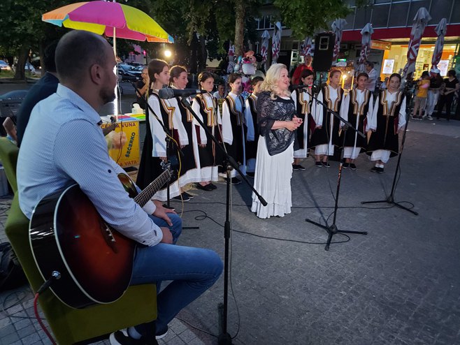 Приједор: Концерт дјеце са Косова у знак захвалности - Фото: СРНА