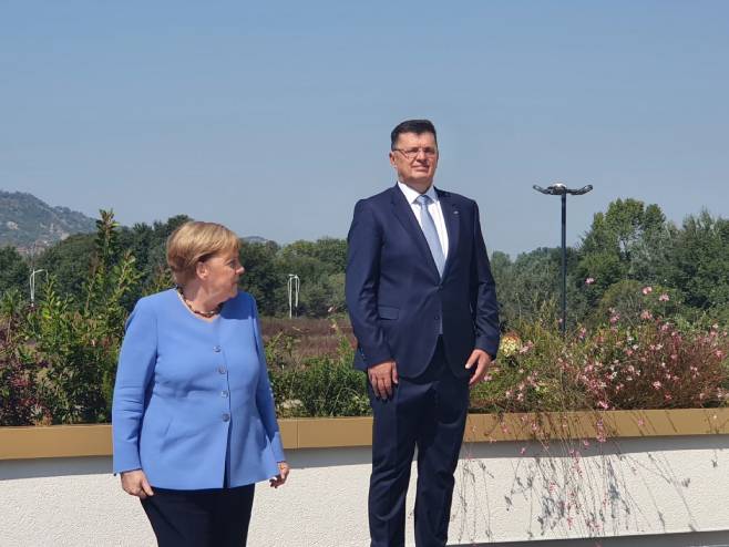 Merkelova i Tegeltija