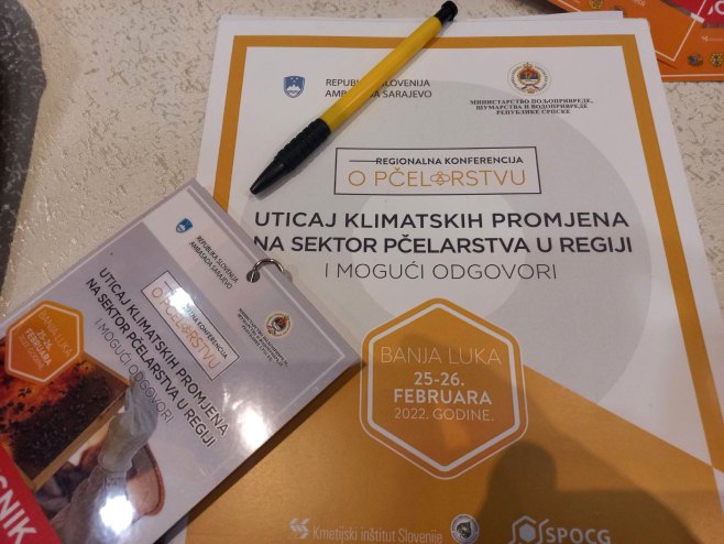 Konferencija "Uticaj klimatskih promjena na sektor pcelarstva u regiji" (Foto: RTRS)