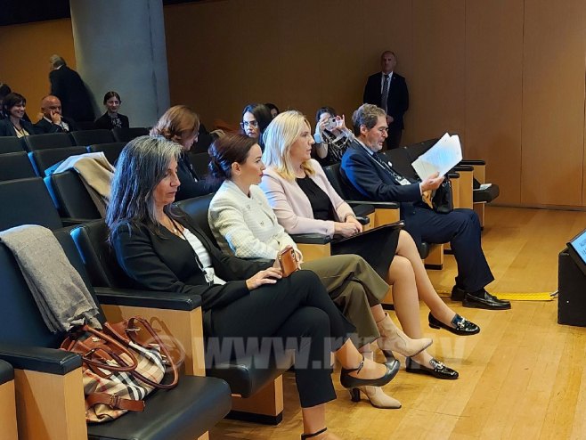 Željka Cvijanović u Grčkoj (Foto: RTRS)