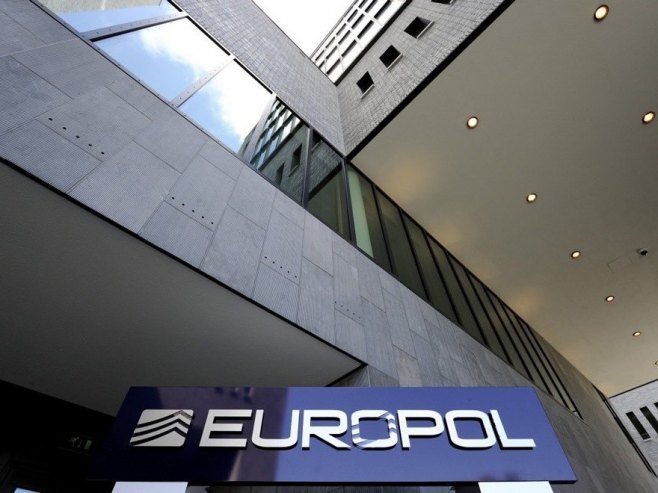 Европол (Фото: EPA/Lex van Lieshout) - 