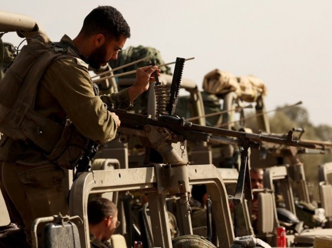 Израелска војска (Фото: EPA-EFE/ATEF SAFADI) - 