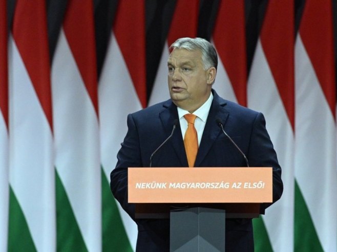Виктор Орбан (Фото: EPA//Szilard Koszticsak HUNGARY OUT) - 