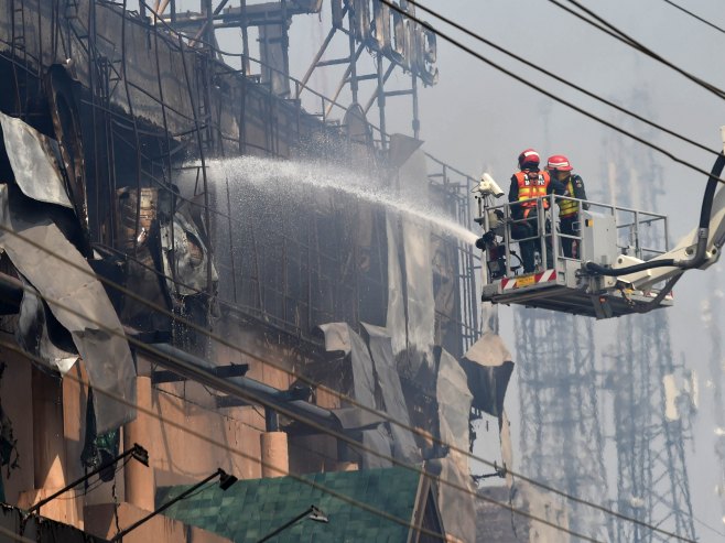 Пожар (Фото: EPA-EFE/RAHAT DAR/илустрација) - 