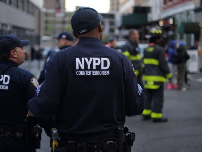 Њујорк-полиција (Фото: EPA-EFE/JUSTIN LANE, илустрација) - 