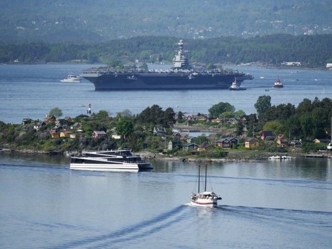 Амерички ратни брод   (Фото:EPA-EFE/Javad Parsa NORWAY OUT) - 