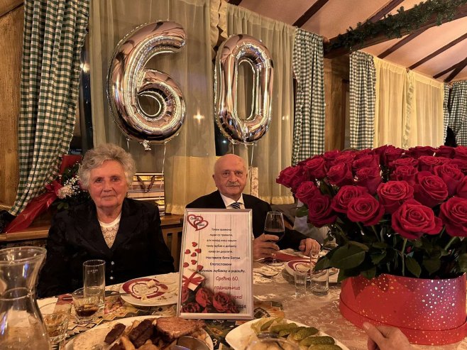Симо и Нада Ћосовић прославили 60 година брака - Фото: РТРС