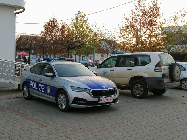 Грачаница - полиција тзв. Косово (Фото:TANJUG/MIRA ĐURĐEVIĆ) - 