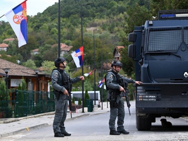 Тзв. косовска полиција (Фото: EPA/GEORGI LICOVSKI, илустрација) - 