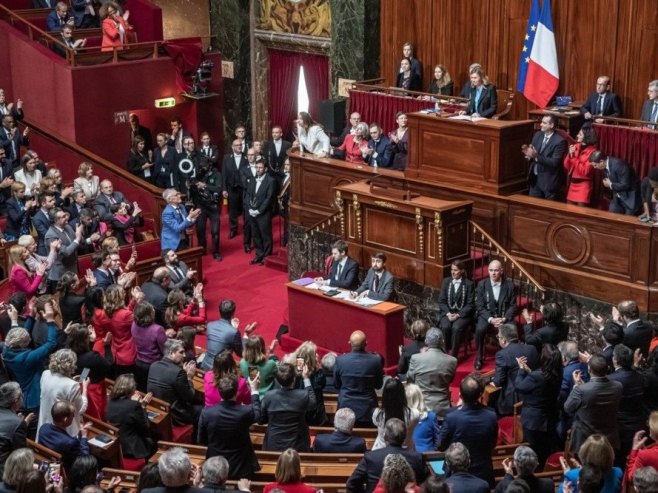 Француски парламент (Фото: EPA-EFE/CHRISTOPHE PETIT TESSON) - 