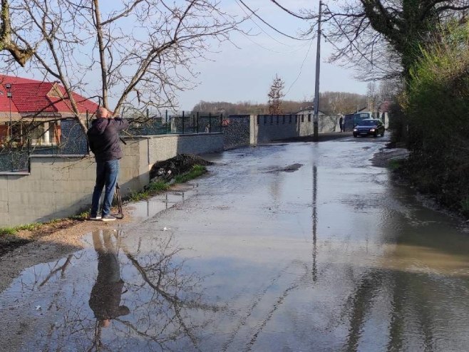 Поплављен пут у Пријечанима - Фото: РТРС