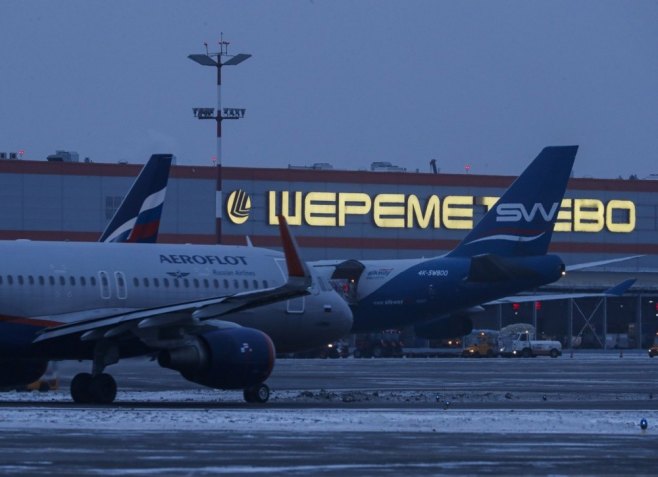 Аеродром Шереметјево у Москви (фото: архива/EPA-EFE/SERGEI ILNITSKY) - 