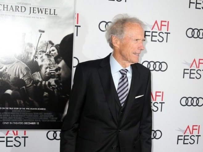Клинт Иствуд снимљен у ријетком појављивању у јавности (ФОТО/ВИДЕО)