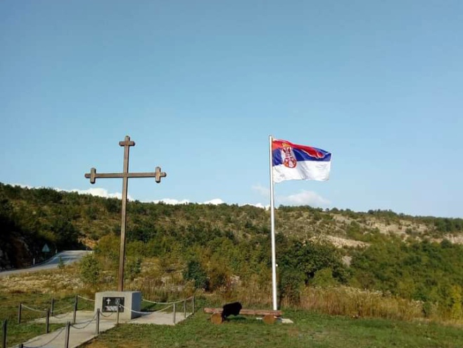 Дрвар - српска тробојка - Фото: СРНА