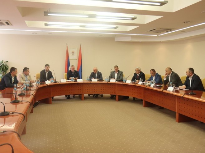 Sastanak (Foto: predsjednikrs.rs/Borislav Zdrinja)