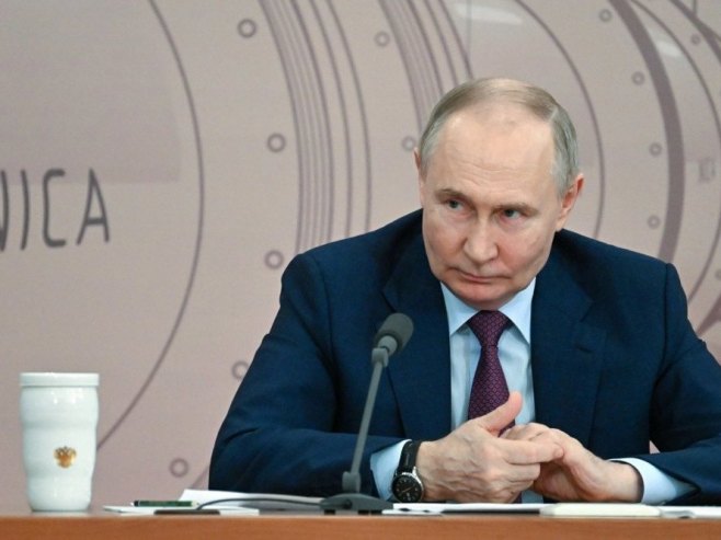 Владимир Путин (Фото: EPA-EFE/ALEXEY MAISHEV, илустрација) - 