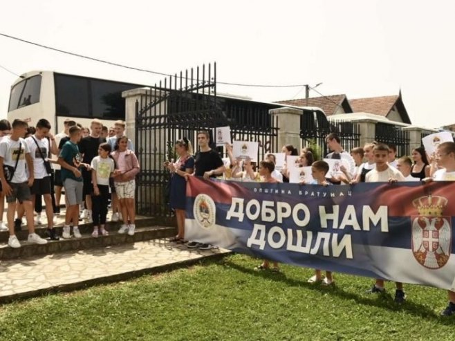 Дјеца са Косова стигла у Братунац 