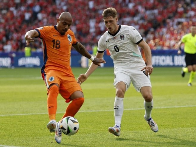 Утакмица, Холандија - Аустрија (фото: EPA-EFE/ROBERT GHEMENT) 