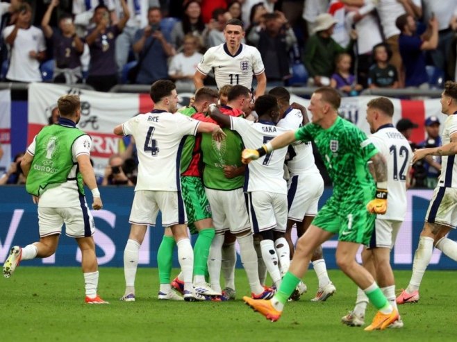 Енглеска елиминисала Словачку послије продужетака за четвртфинале ЕП (ВИДЕО)