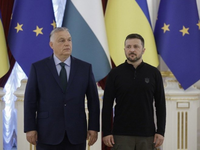 Орбан и Зеленски   (Фото:EPA-EFE/SERGEY DOLZHENKO) - 