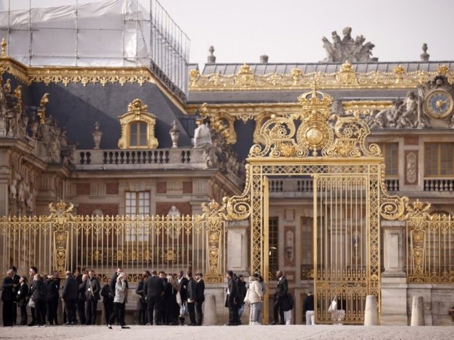 Версајска палата  (Фото:EPA-EFE/YOAN VALAT) - 