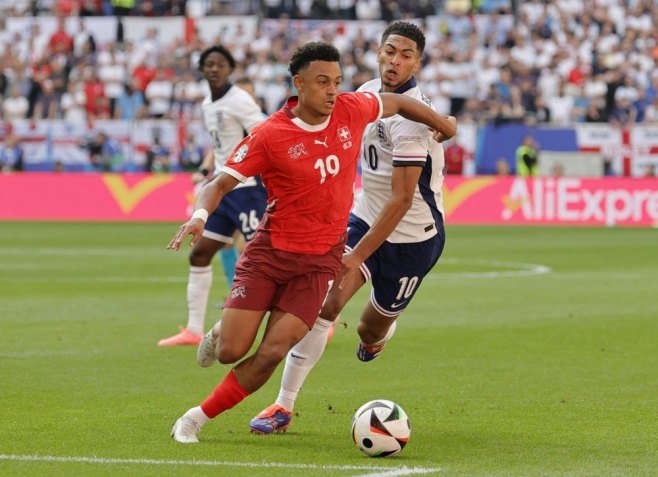 Енглеска и Швајцарска у борби за полуфинале Евра (ФОТО)