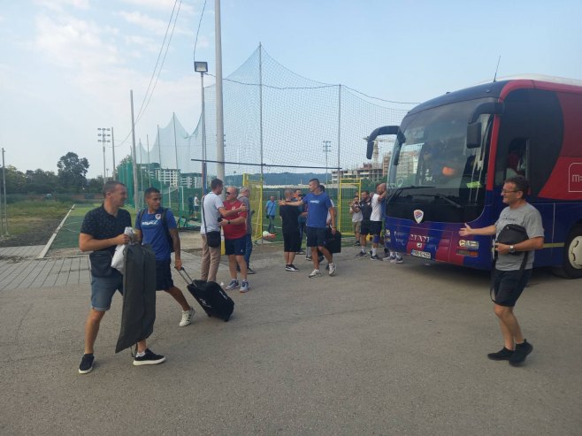 Фудбалери Борца стигли у Бањалуку (ФОТО: РТРС)