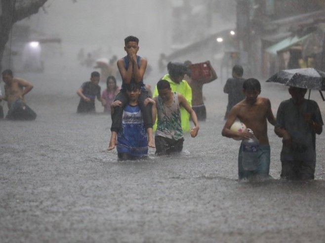 Преко 10 особа погинуло на Тајвану и Филипинима услијед тајфуна Гаеми (ВИДЕО)