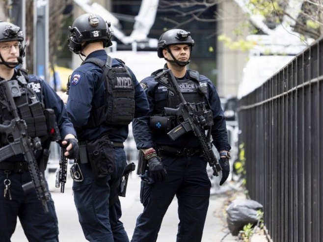 Њујорк: Двије жене убијене, пет особа рањено