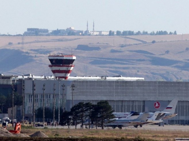 Аеродром у Анкари (фото: EPA-EFE/STR) - 